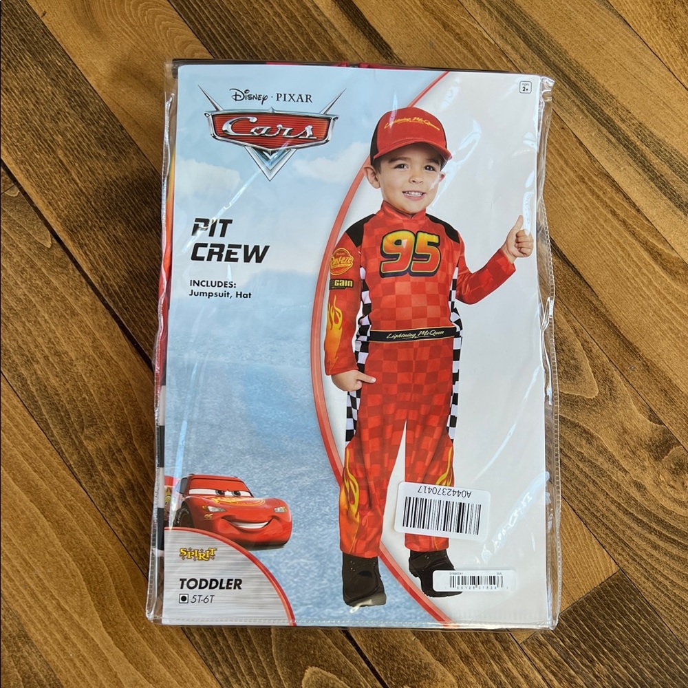 Spirit Lightning McQueen Pitcrew Costume 5T-6T NEW NOT OPENED